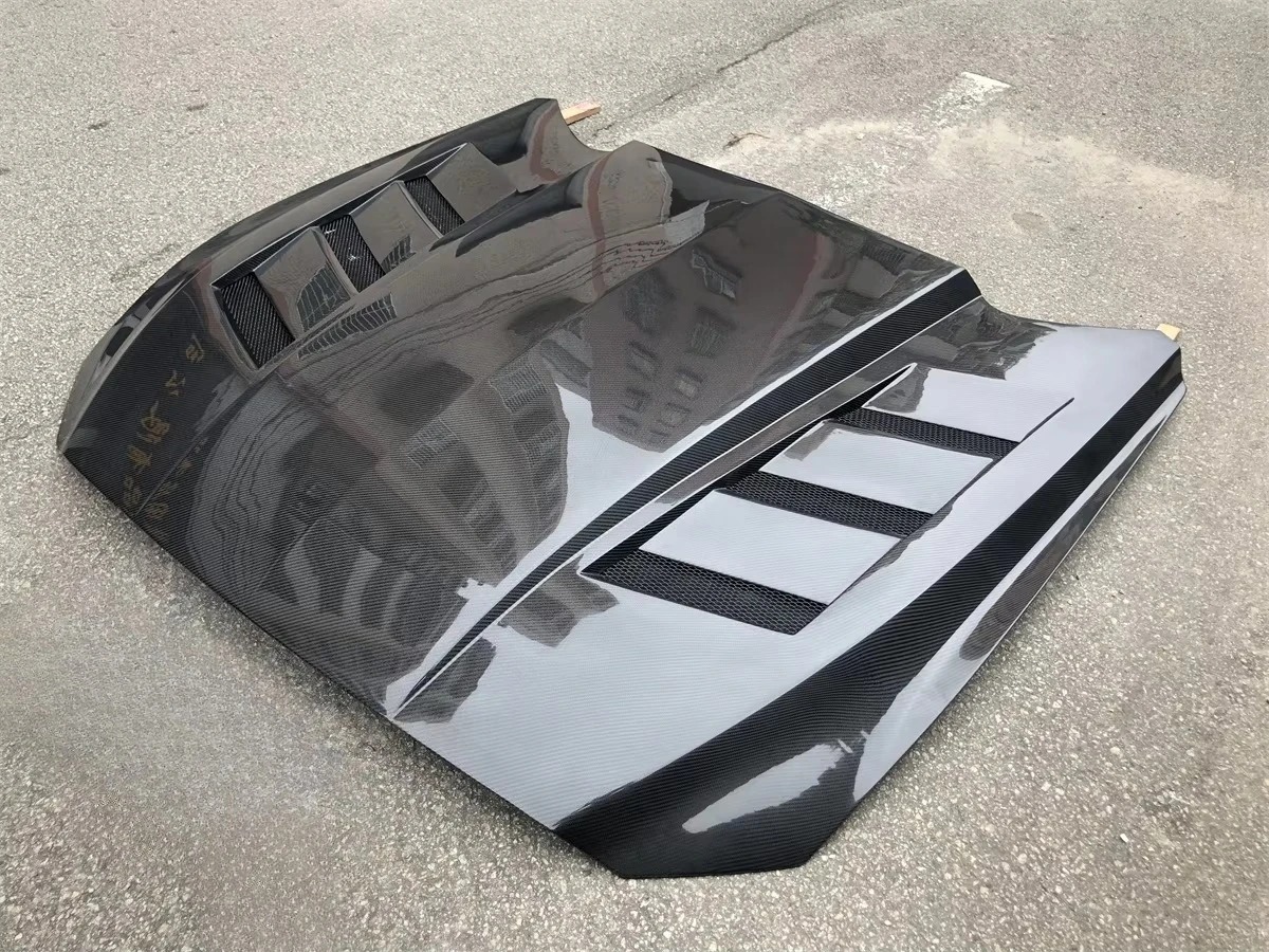 New Carbon Fiber Front Bonnet Engine Hood for 2018-2025 for  Mustang GT EcoBoost  Car Cover with Bolts Included